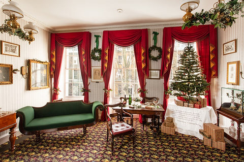 Drawing Room at Charles Dickens Museum decorated for Christmas